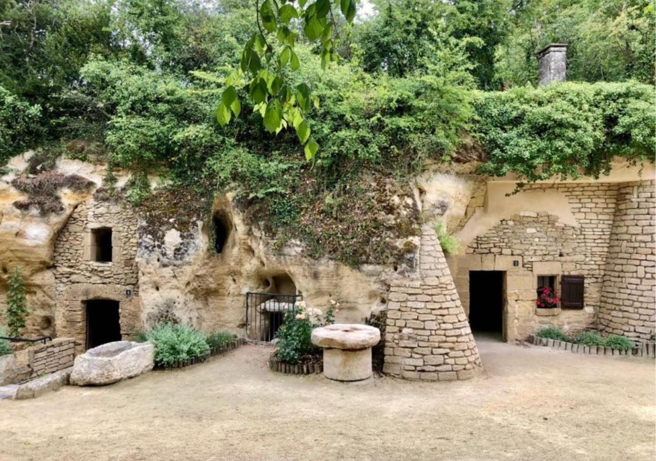 Les Logis Du Forgeron, Gites De Groupe Entre Loire & Vignes Saint-Jean-des-Mauvrets Экстерьер фото